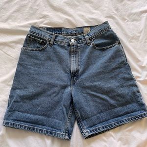 Levi’s 550 shorts